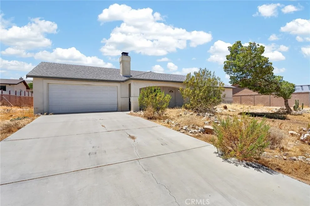 Unit for sale at 58705 Natoma, Yucca Valley, CA 92284