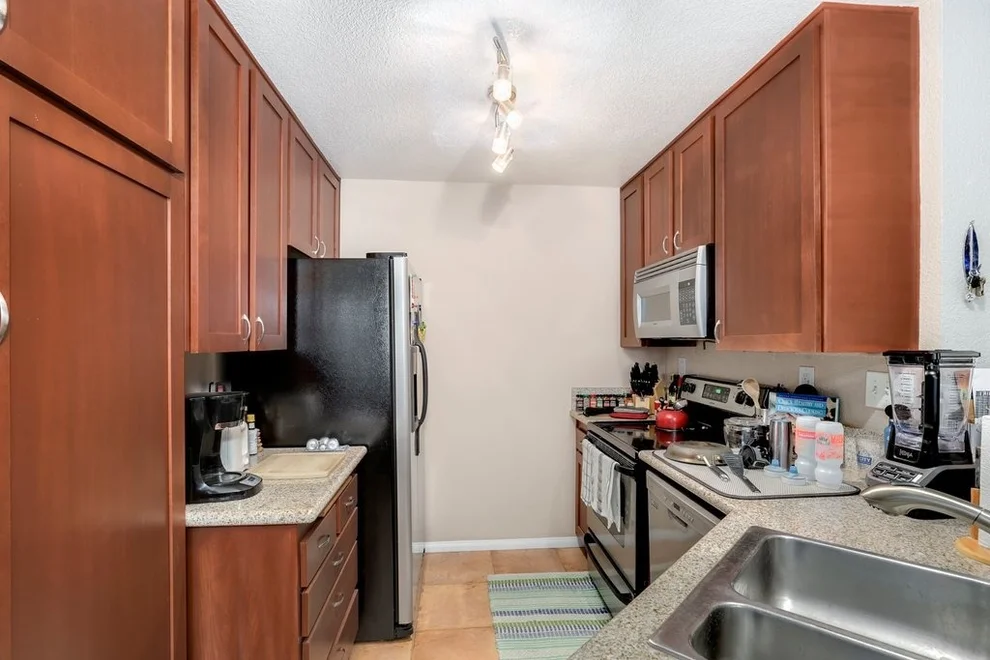 Unit for sale at 9725 Mesa Springs Way, San Diego, CA 92126