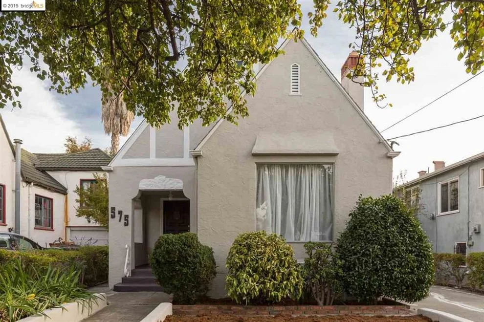 Unit for sale at 575 58th Street, Oakland, CA 94609