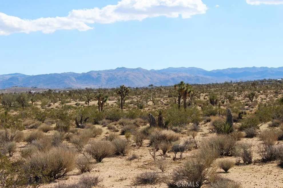 Unit for sale at 0 La Brisa, Yucca Valley, CA 92284