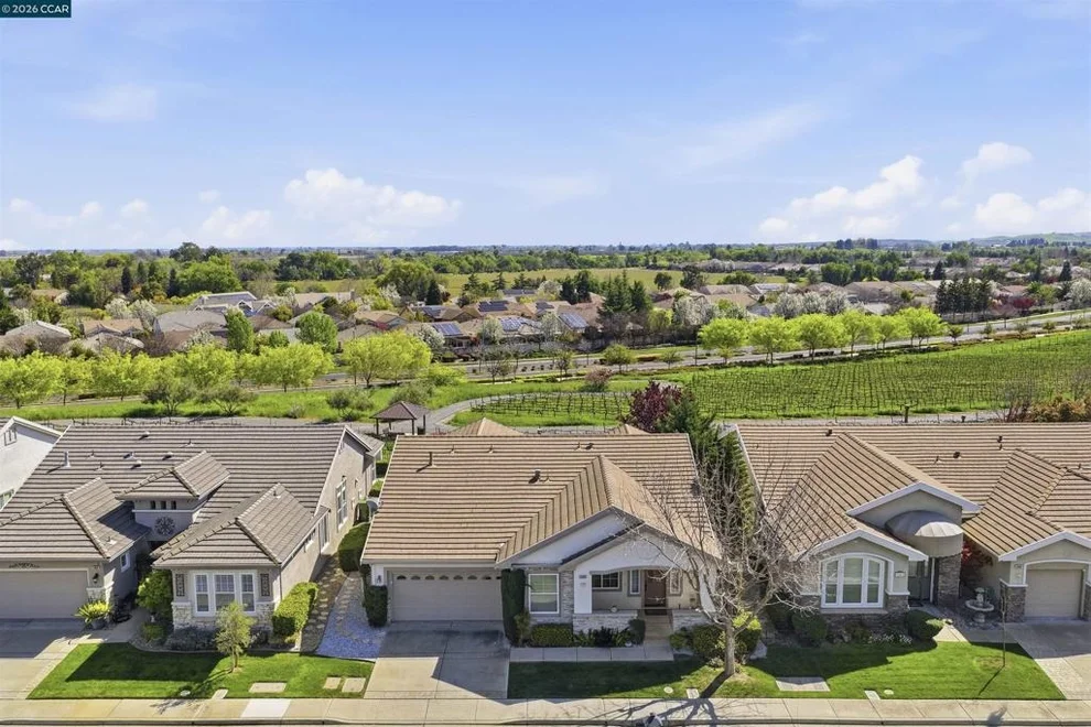 Unit for sale at 1463 Bismarck Ln, Brentwood, CA 94513