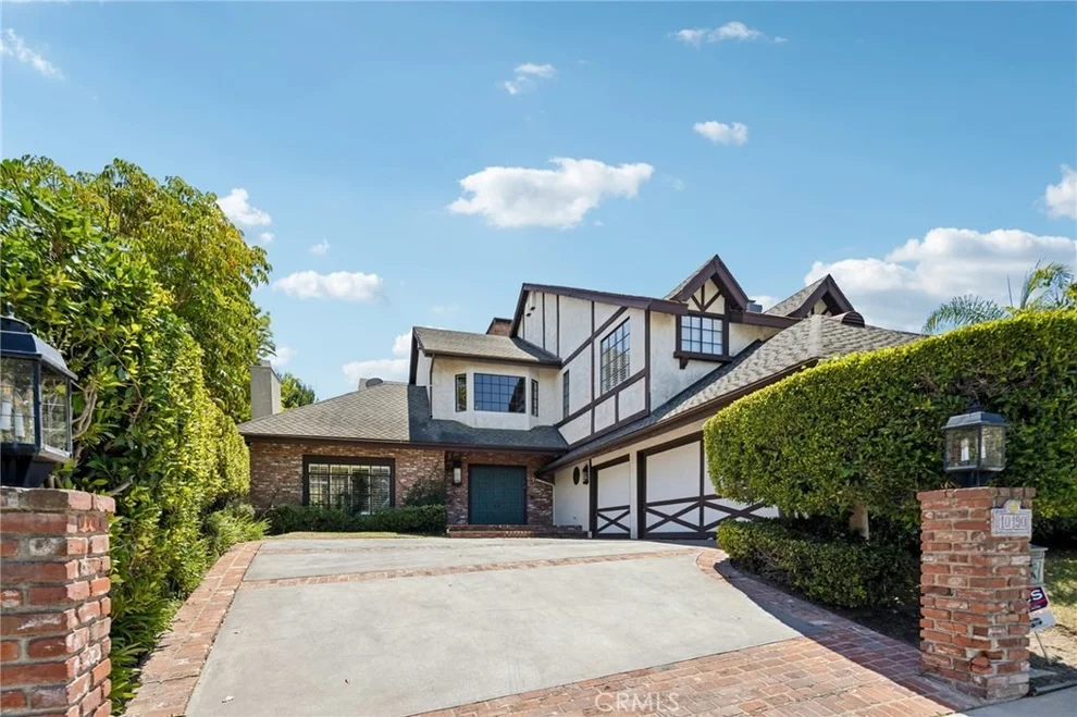 Unit for sale at 10190 Baywood Court, Los Angeles, CA 90077