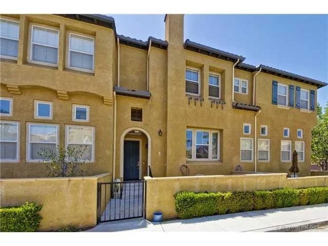 Unit for sale at 13330 Via Bellarado, San Diego, CA 92129
