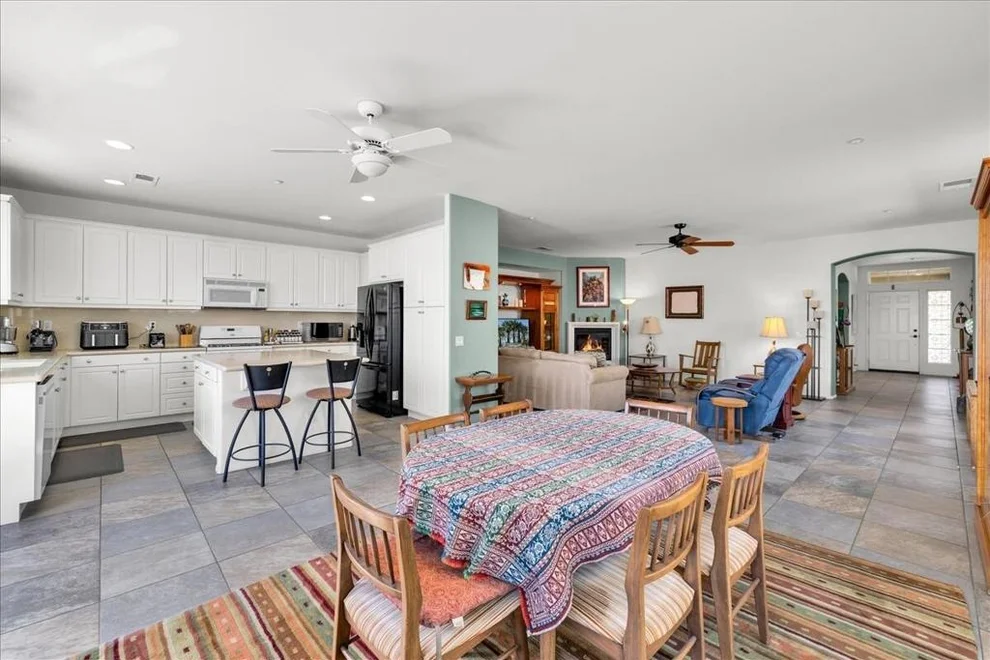 Unit for sale at 2346 Savanna Way, Palm Springs, CA 92262