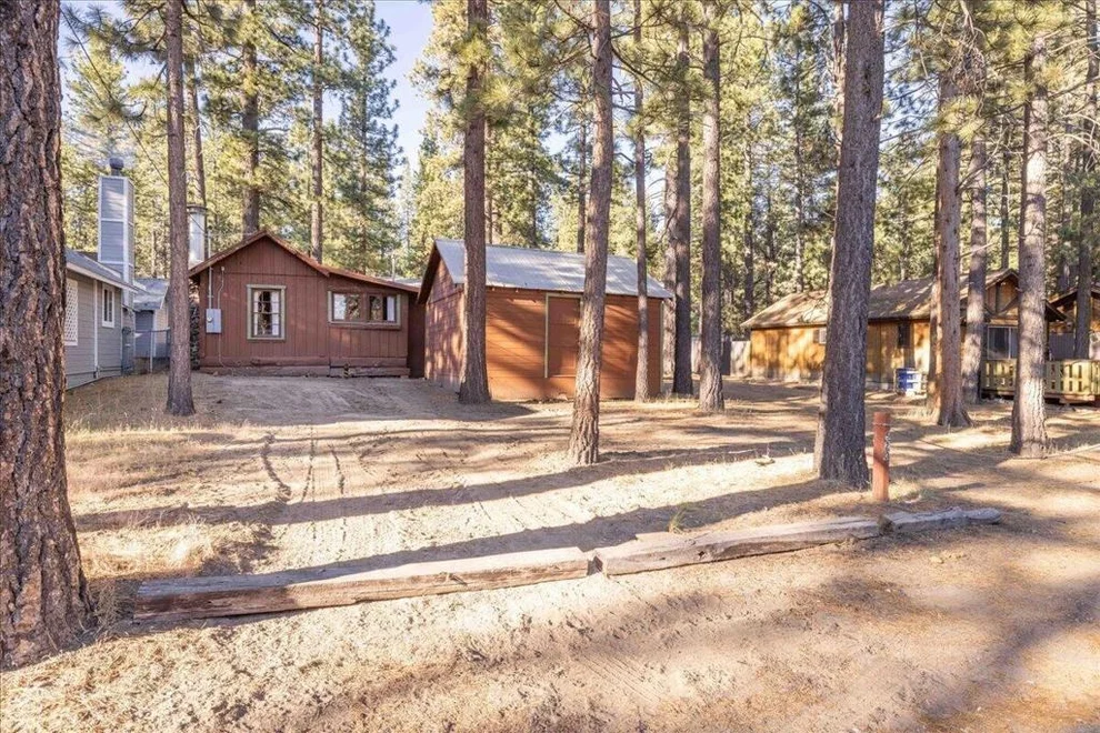 Unit for sale at 520 W Aeroplane Boulevard, Big Bear, CA 92314
