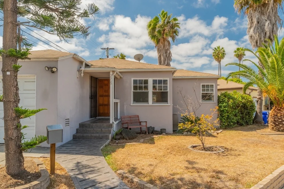 Unit for sale at 3915 Madison Ave, San Diego, CA 92116
