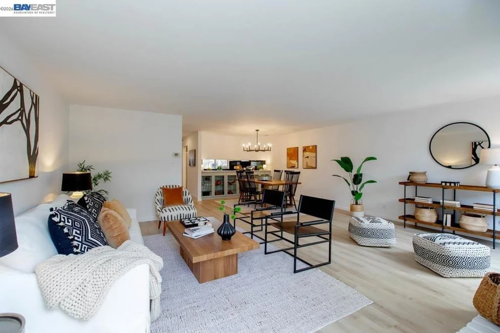 Unit for sale at 1160 Marianas Ln, Alameda, CA 94502
