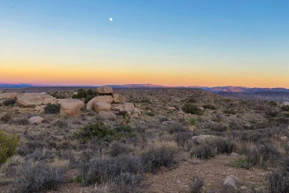 Unit for sale at 1 Dragonfly Lane, Pioneertown, CA 92268