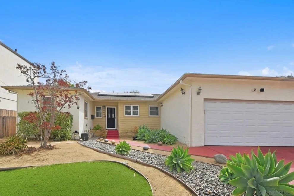 Unit for sale at 5045 Gary, San Diego, CA 92115