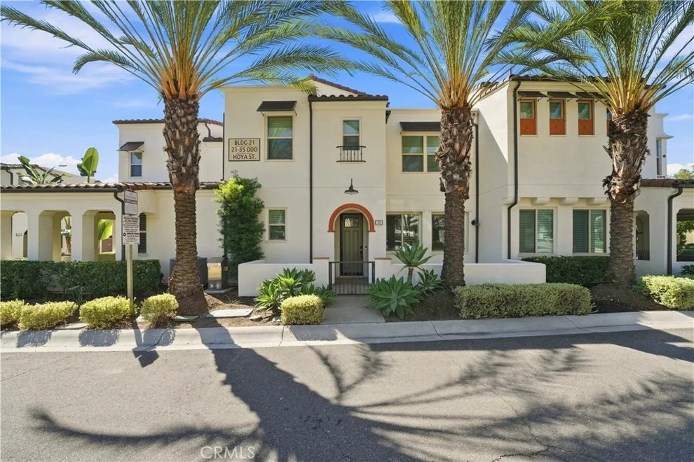 Unit for sale at 23 Hoya Street, Rancho Mission Viejo, CA 92694