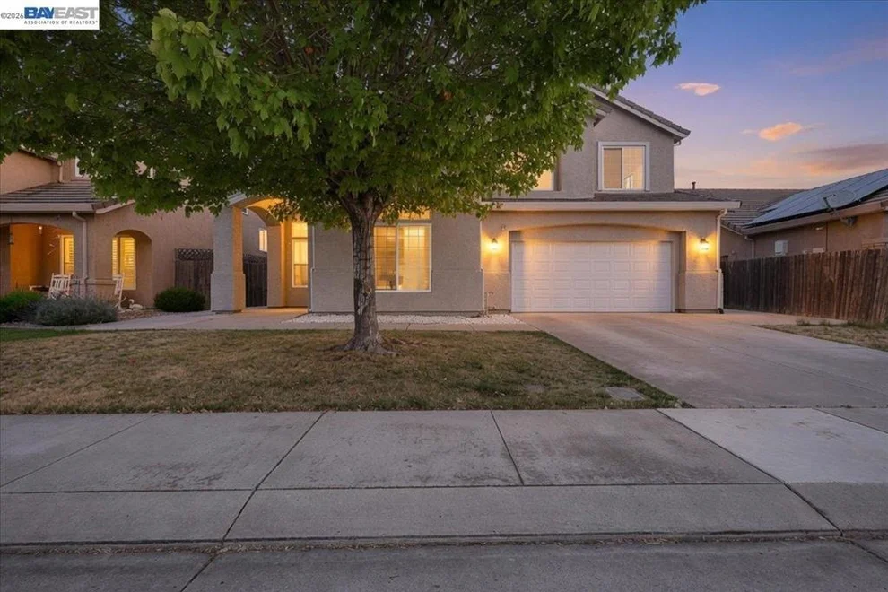 Unit for sale at 10433 Lone Star Way, Stockton, CA 95209