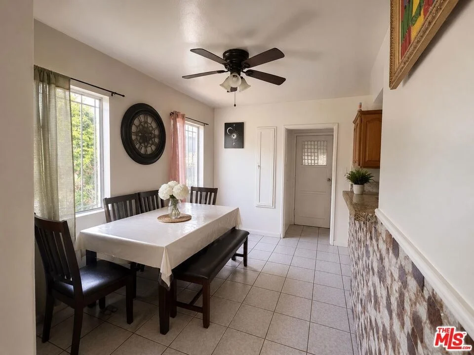 Unit for sale at 3566 CHESAPEAKE Avenue, Los Angeles, CA 90016