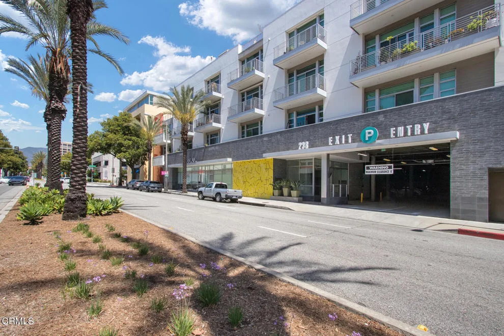 Unit for sale at 238 S Arroyo Parkway, Pasadena, CA 91105