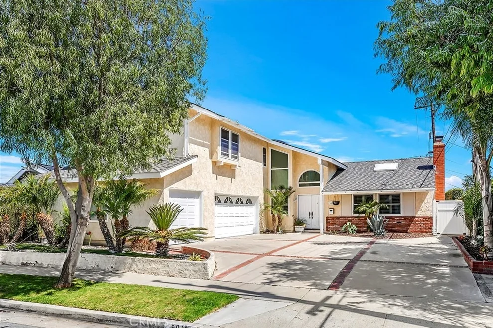 Unit for sale at 5911 Pinon Drive, Huntington Beach, CA 92649