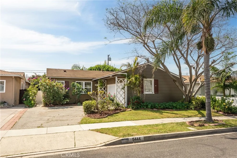 Unit for sale at 5444 W 134th, Hawthorne, CA 90250