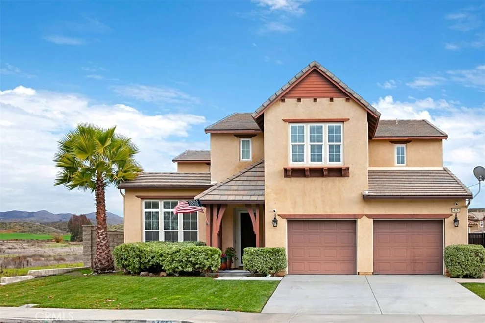 Unit for sale at 34252 Coventry Lane, Winchester, CA 92596
