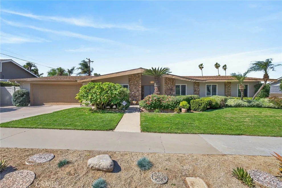 Unit for sale at 5305 Bardwell, Riverside, CA 92506