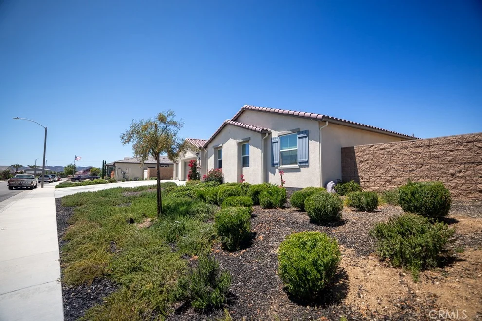 Unit for sale at 31192 Briar Rose Freeway, Winchester, CA 92596