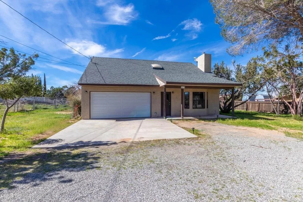 Unit for sale at 8878 Sabina Avenue, Hesperia, CA 92345