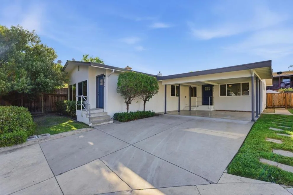 Unit for sale at Waddington Avenue, Sunnyvale, CA 94085