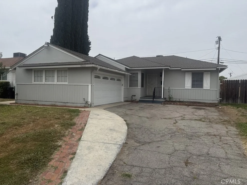 Unit for sale at 10213 Sophia Avenue, North Hills, CA 91343