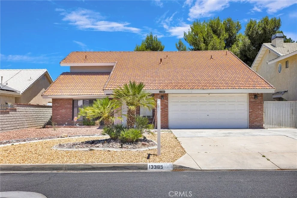 Unit for sale at 13385 Alta Vista, Victorville, CA 92395
