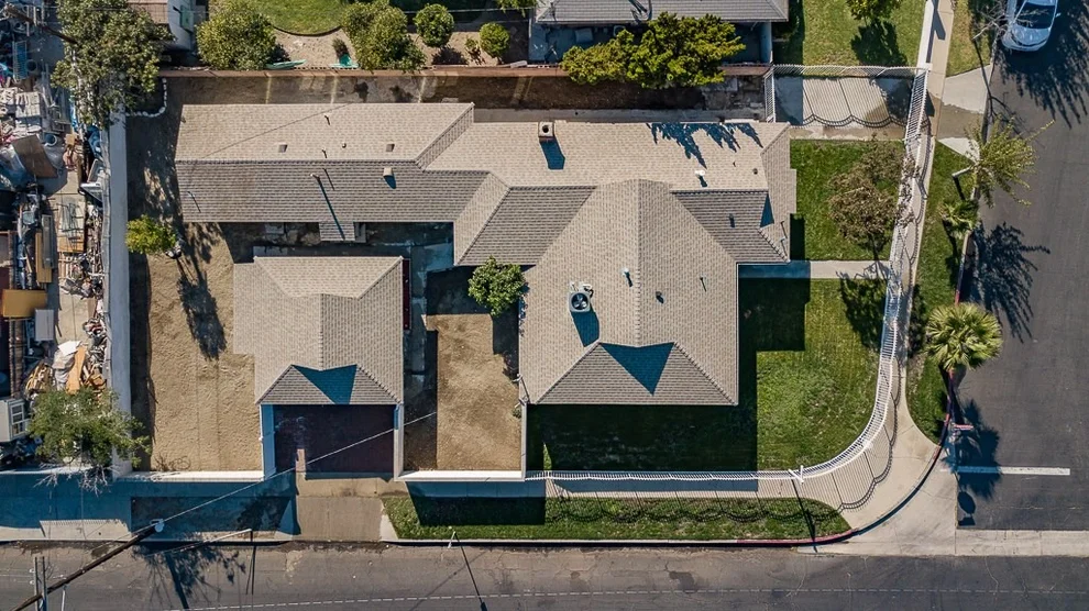 Unit for sale at 11600 11602 Lull Street, North Hollywood, CA 91605