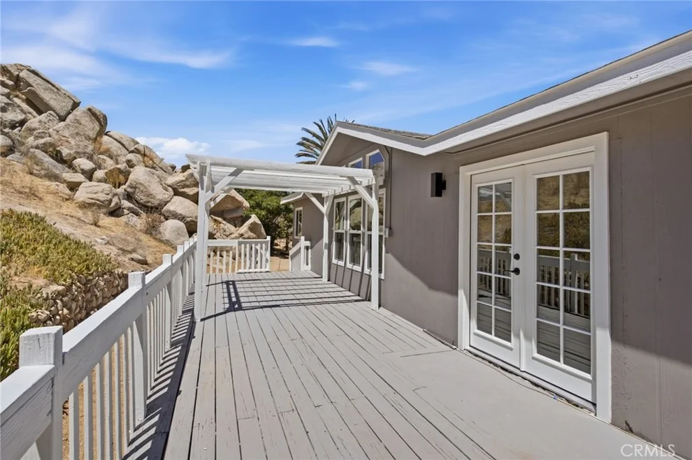 Unit for sale at 46251 Wilson Valley, Aguanga, CA 92536