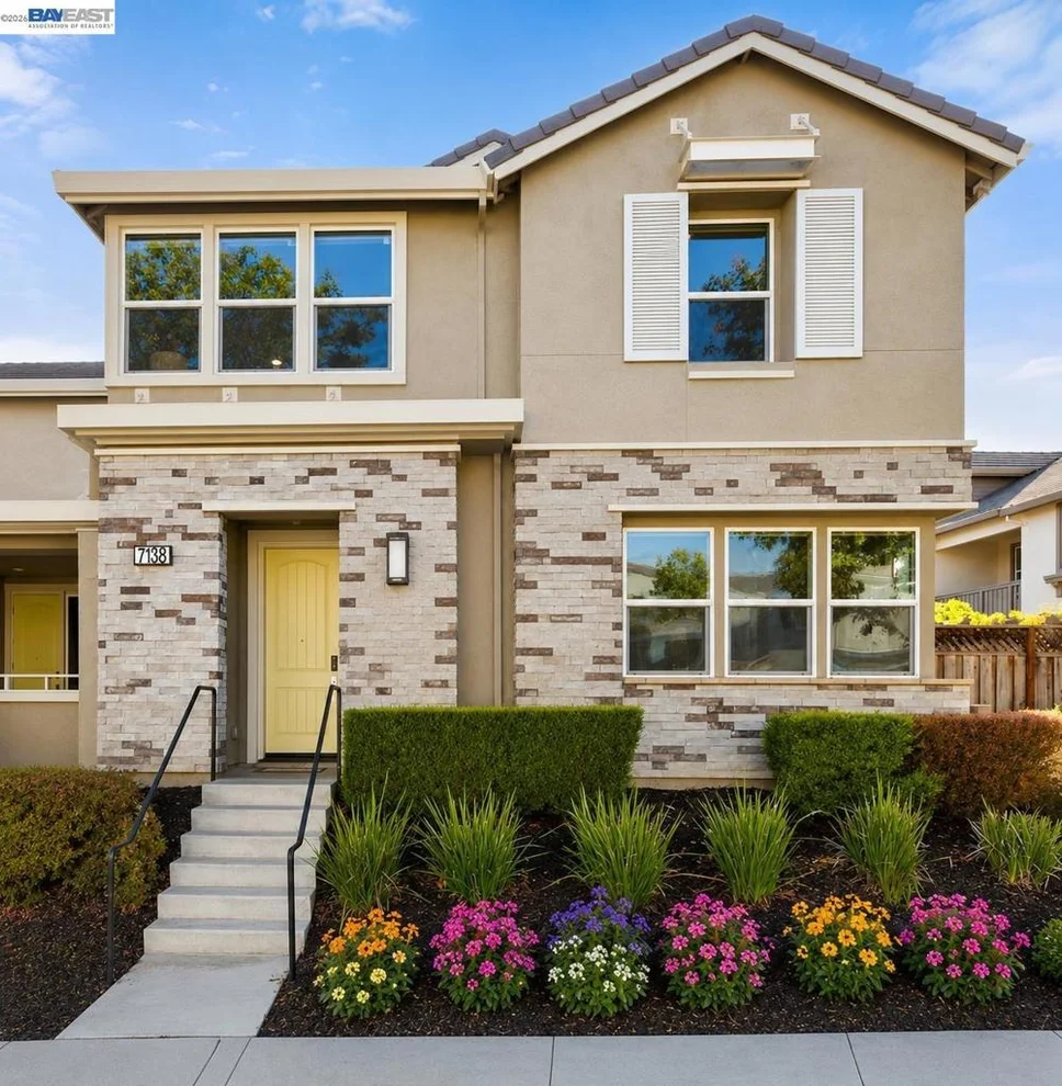 Unit for sale at 7138 Calistoga Ln, Dublin, CA 94568