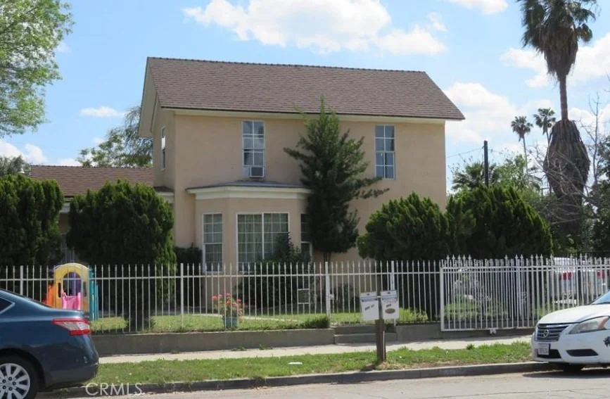 Unit for sale at 802 W 7th Street, Pomona, CA 91766