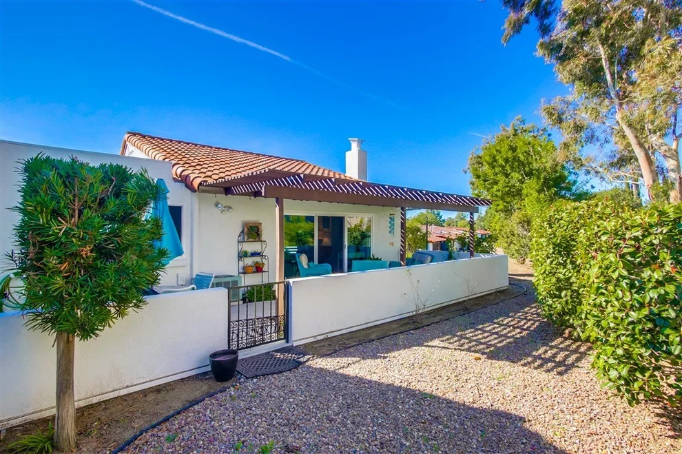 Unit for sale at 16511 Caminito Vecinos, San Diego, CA 92128