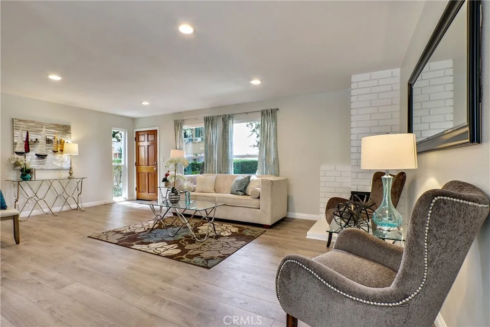 Unit for sale at 16592 Montego Way, Tustin, CA 92780