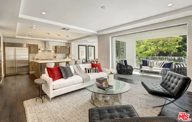 Unit for sale at 460 N PALM Drive, Beverly Hills, CA 90210