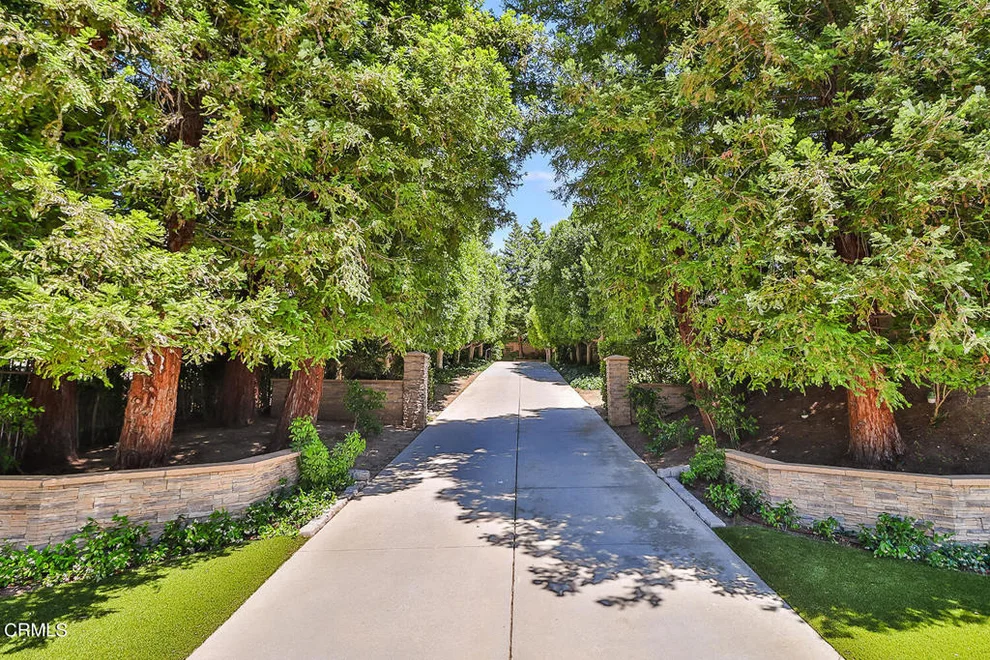 Unit for sale at 442 Burano Court, Oak Park, CA 91377