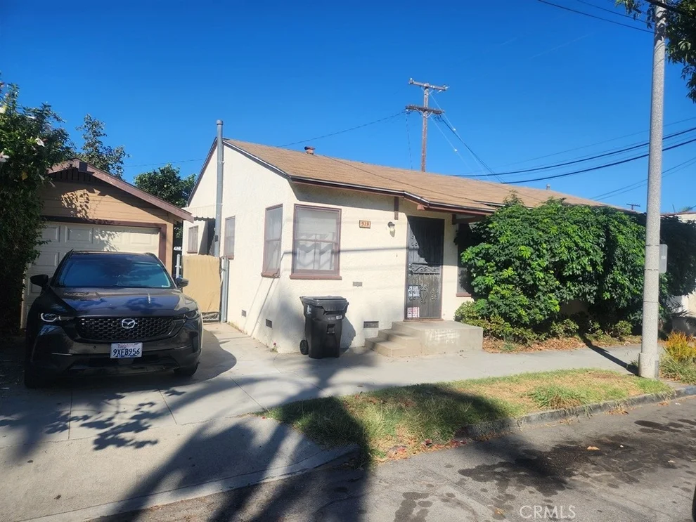 Unit for sale at 919 Hoffman, Long Beach, CA 90813