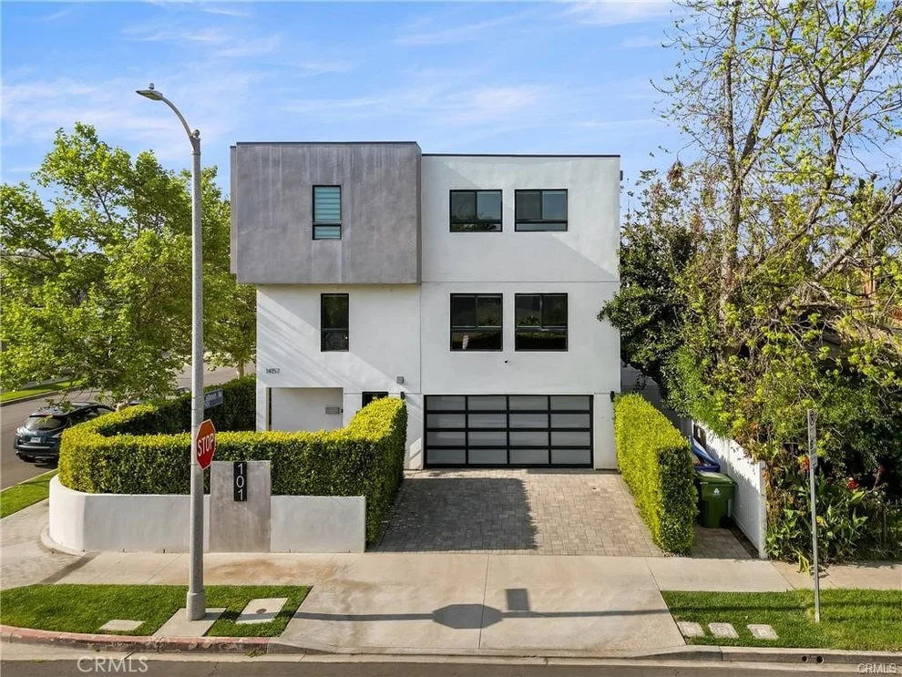Unit for sale at 14157 Tiara Street, Sherman Oaks, CA 91401