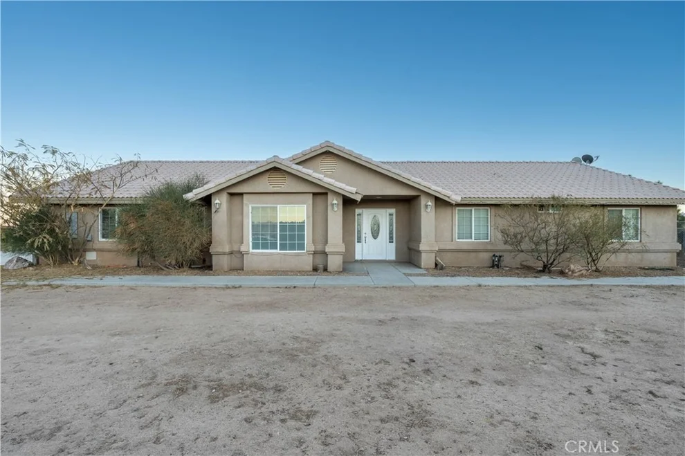 Unit for sale at 8427 Sonora Road, Phelan, CA 92371