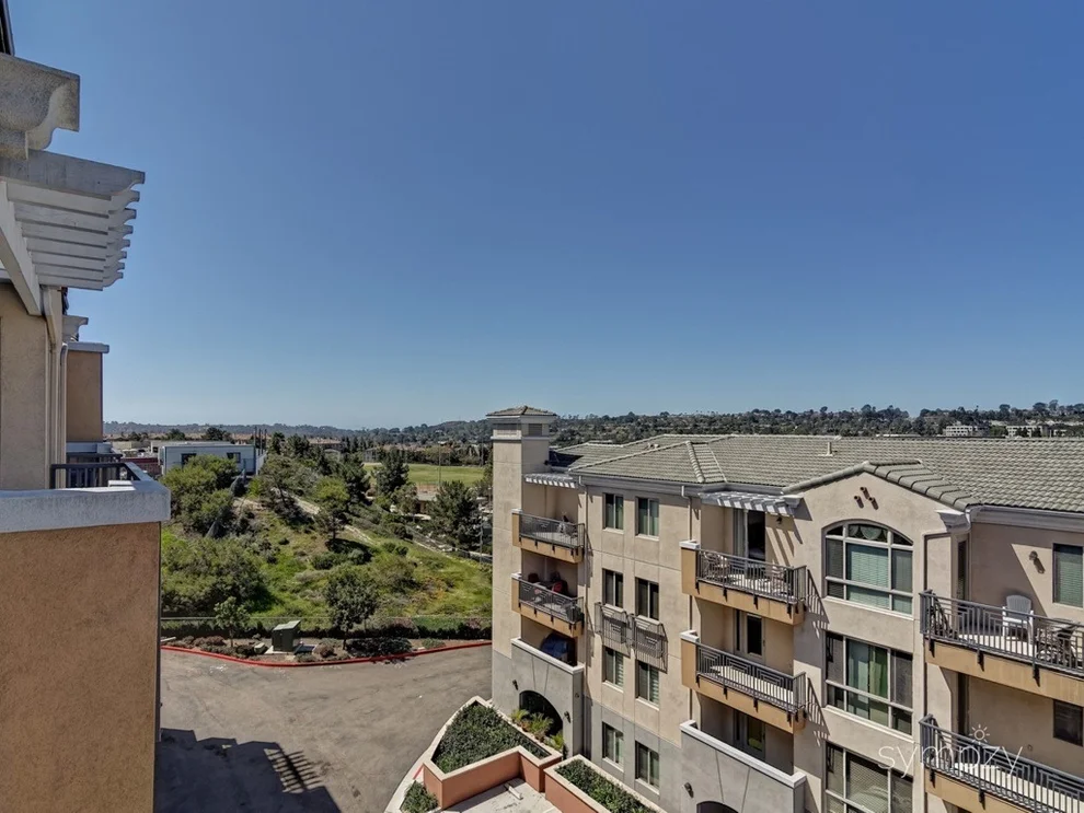 Unit for sale at 3877 Pell Pl, San Diego, CA 92130