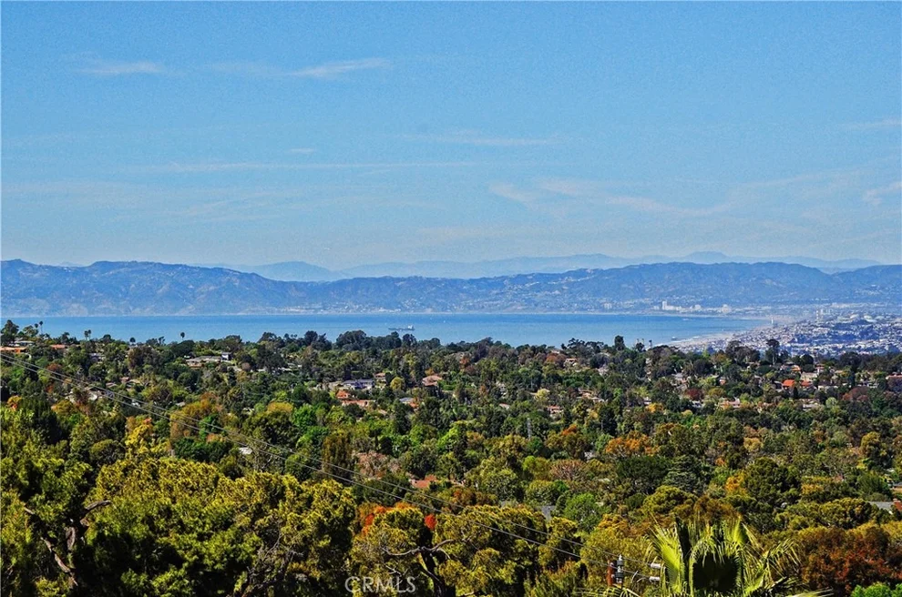 Unit for sale at 49 Saddleback, Rolling Hills, CA 90274