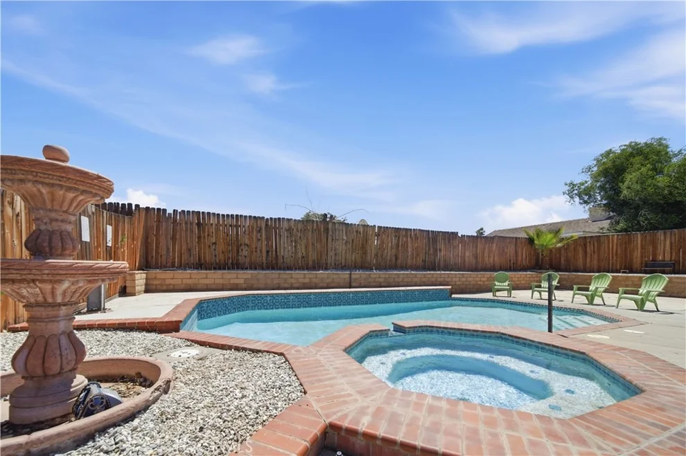 Unit for sale at 14211 La Mirada St, Victorville, CA 92392