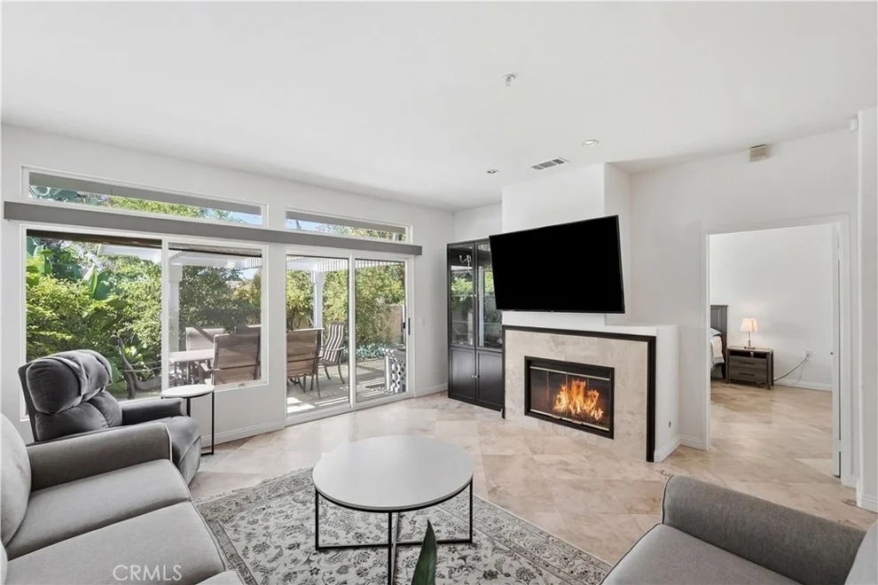 Unit for sale at 28914 Paseo Caravella, Mission Viejo, CA 92692