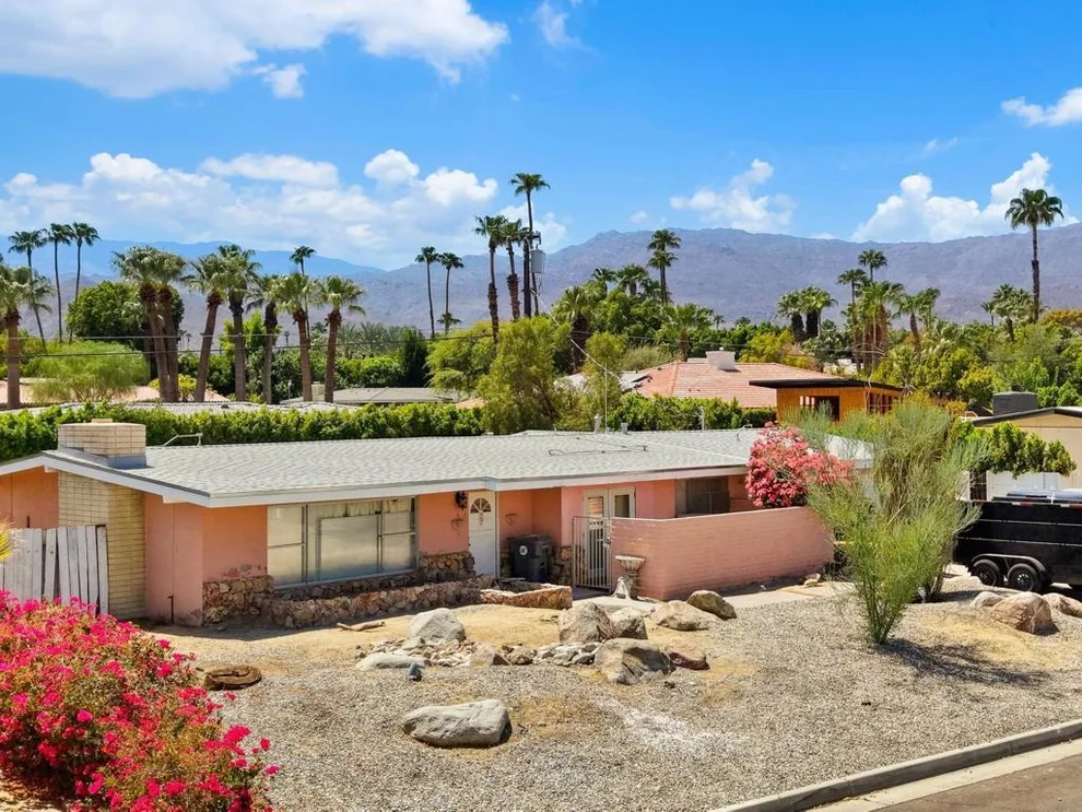 Unit for sale at 74301 Old Prospector Trail, Palm Desert, CA 92260