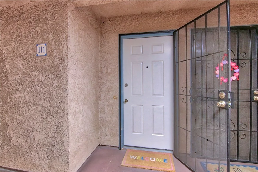Unit for sale at 24410 Crenshaw Boulevard, Torrance, CA 90505