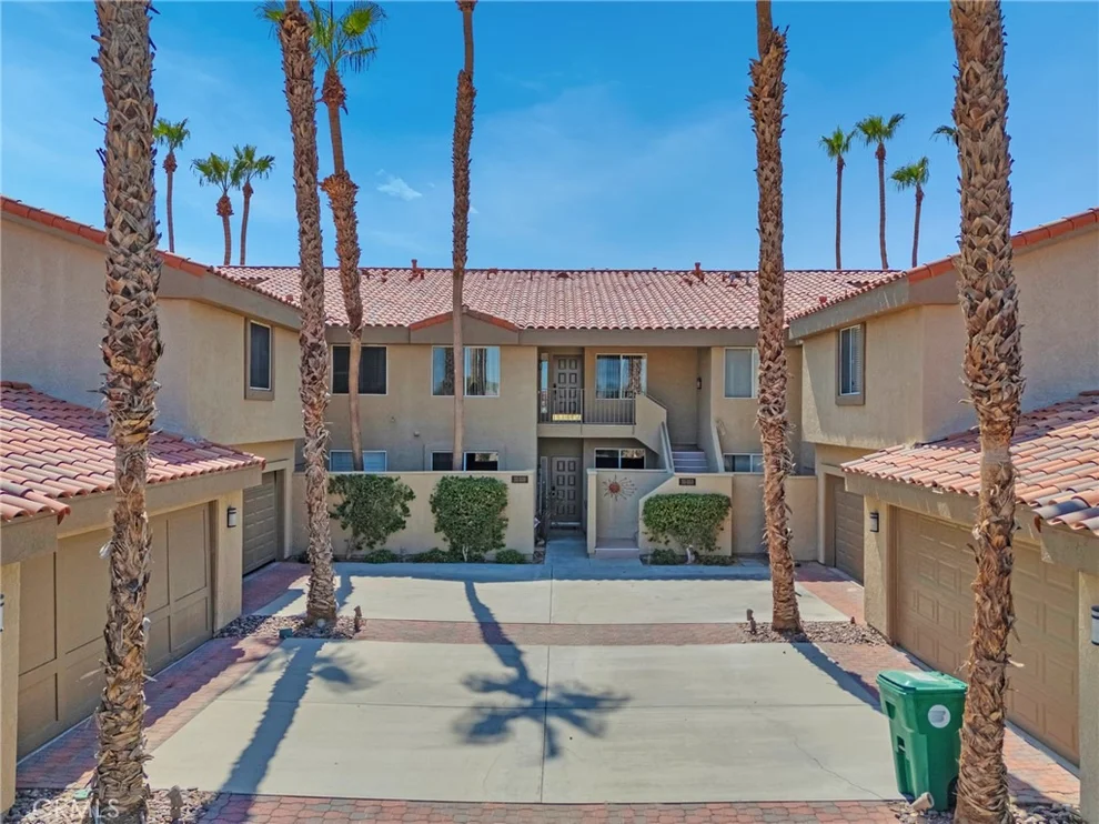 Unit for sale at 55353 Winged Foot, La Quinta, CA 92253