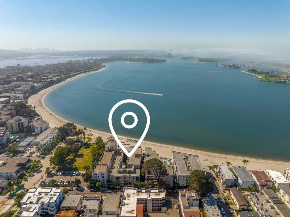 Unit for sale at 1235 Parker Pl, San Diego, CA 92109