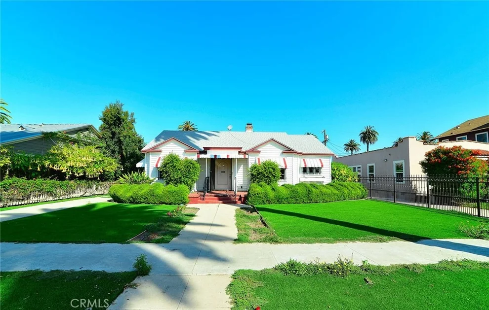 Unit for sale at 2733 S Harcourt Avenue, Los Angeles, CA 90016