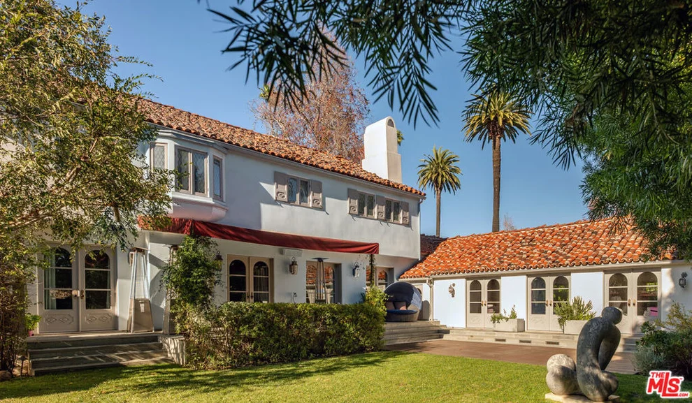 Unit for sale at 523 N Beverly Drive, Beverly Hills, CA 90210