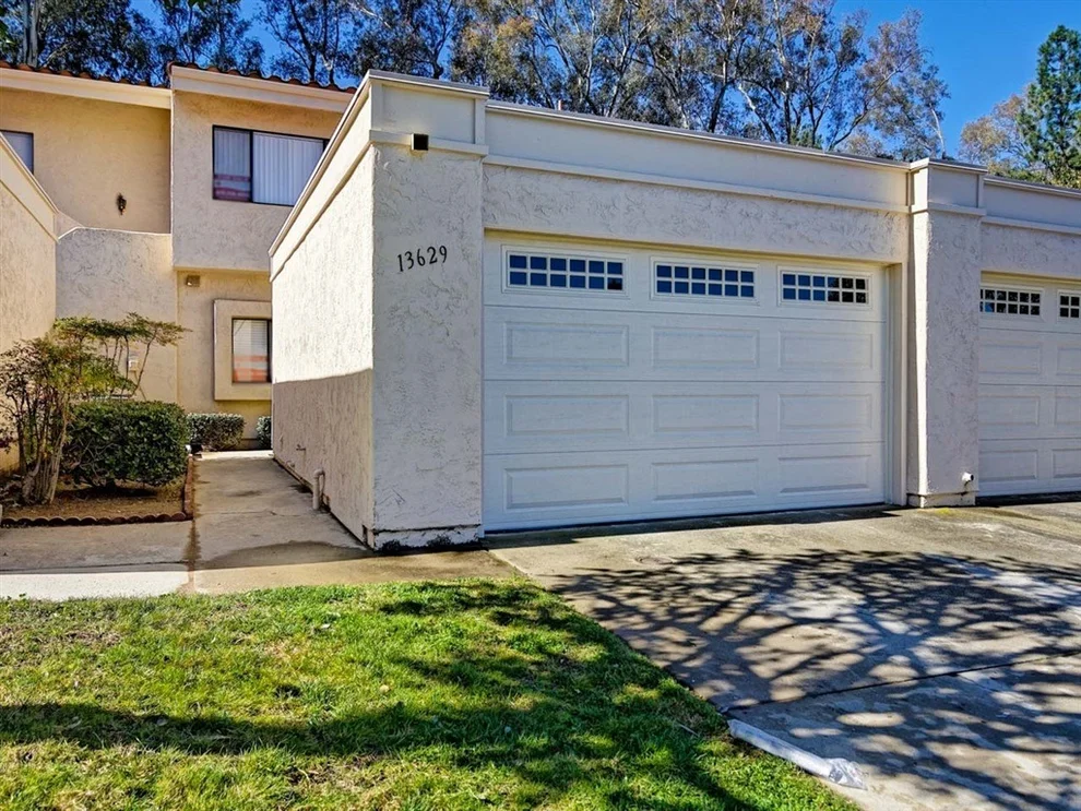 Unit for sale at 13629 Penina St, Poway, CA 92064