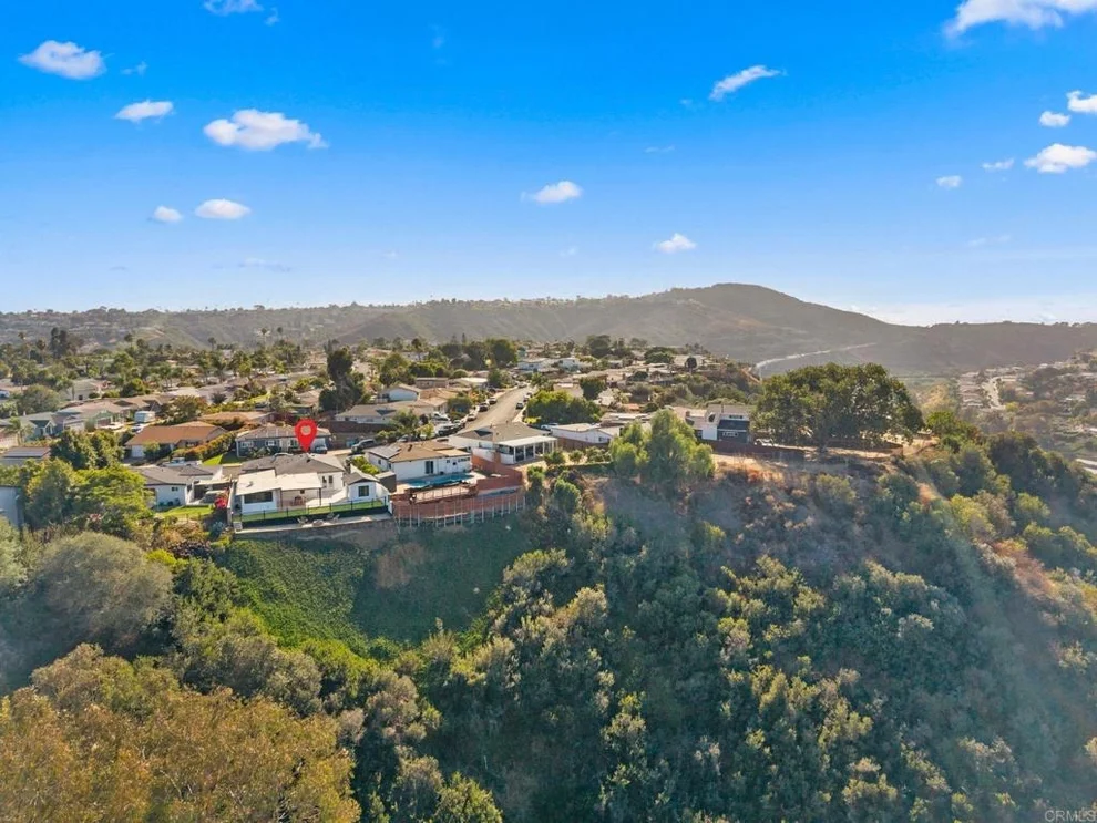 Unit for sale at 2868 Wyandotte Avenue, San Diego, CA 92117