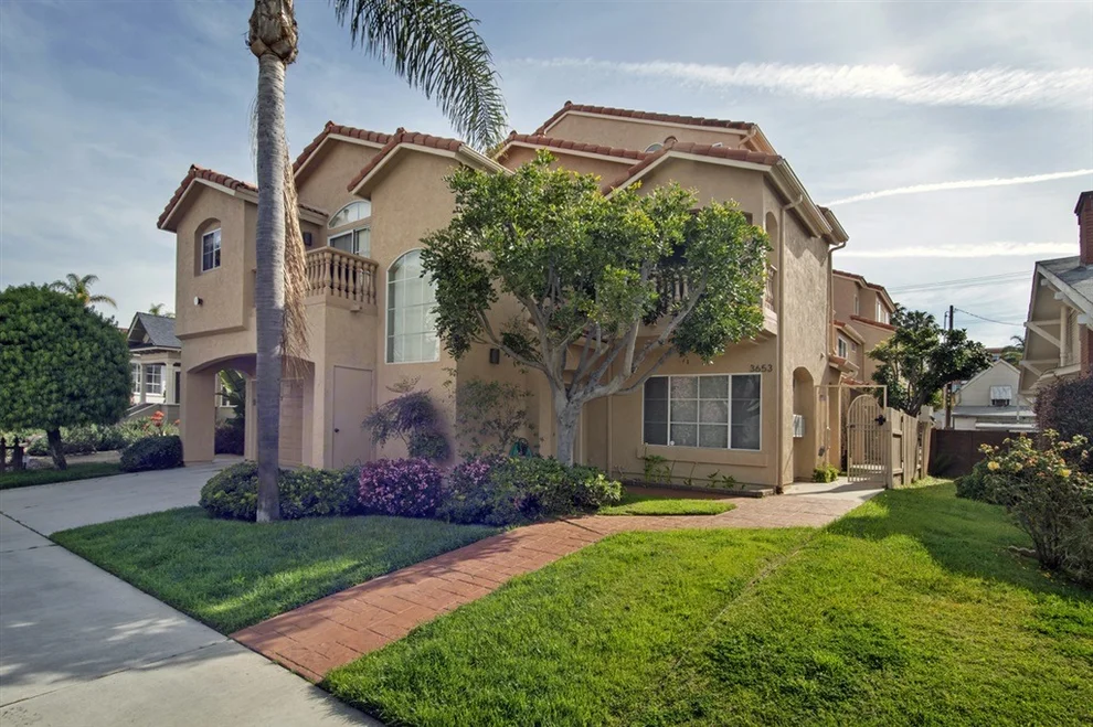 Unit for sale at 3653 3rd Ave, San Diego, CA 92103